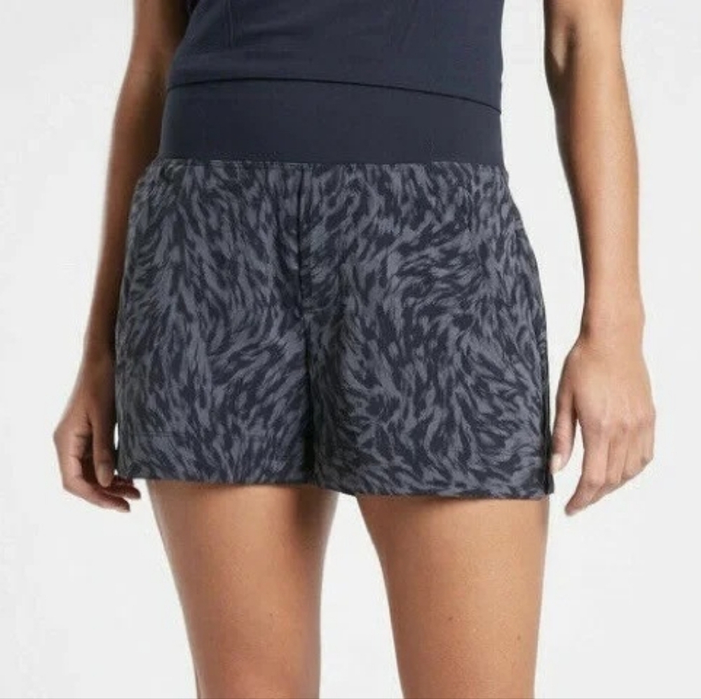 Athleta Trekkie North Printed Shorts